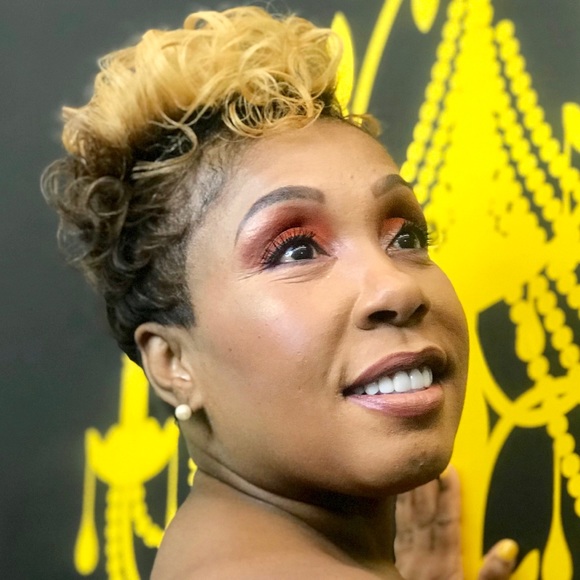 Meet your Posher, Starlene - Picture 1 of 1